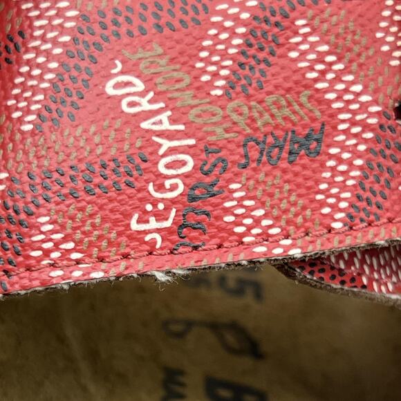 Birkenstock Arizona Sandals Women Size 4 Red Goyard Print Two Strap Buckle Shoes - Picture 9 of 9